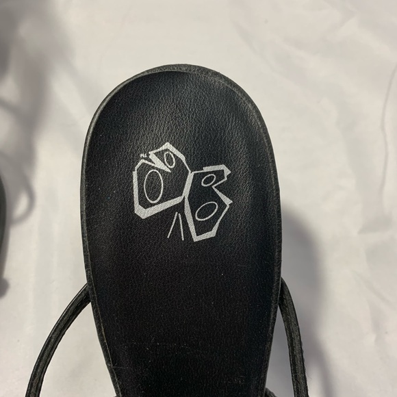 Vintage Fashion Bug Strappy Heeled Sandals - Picture 6 of 6